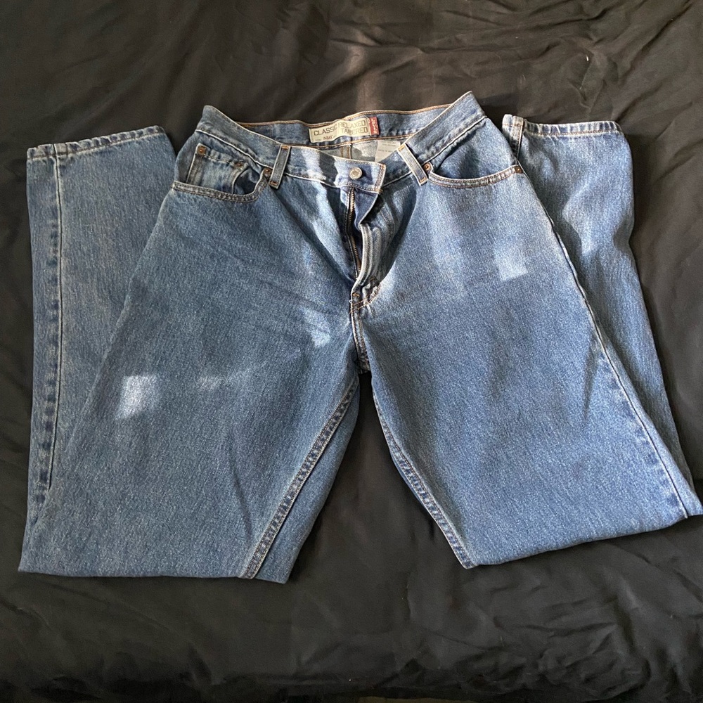 Levi’s mom jeans